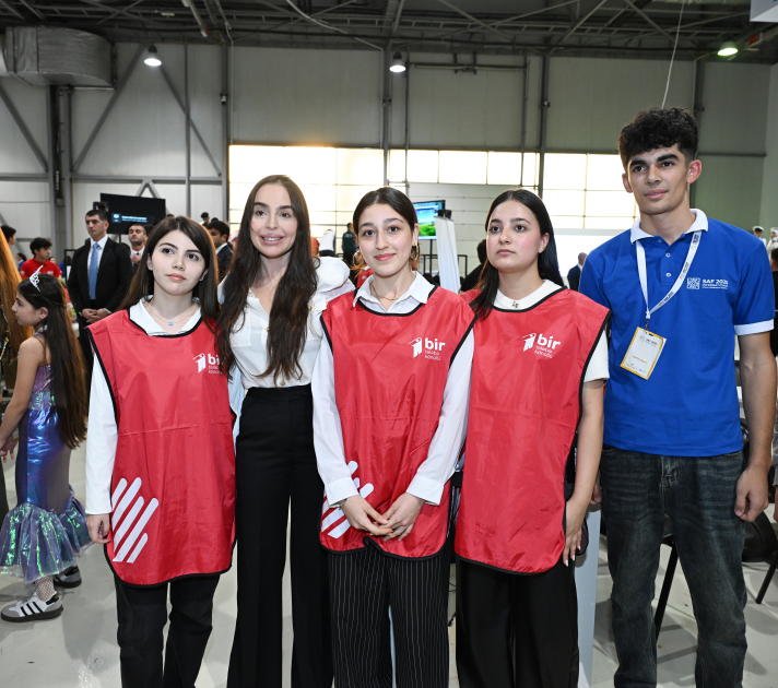 Vice-President of Heydar Aliyev Foundation Leyla Aliyeva visits International STEAM Azerbaijan Festival 2025 (PHOTO)