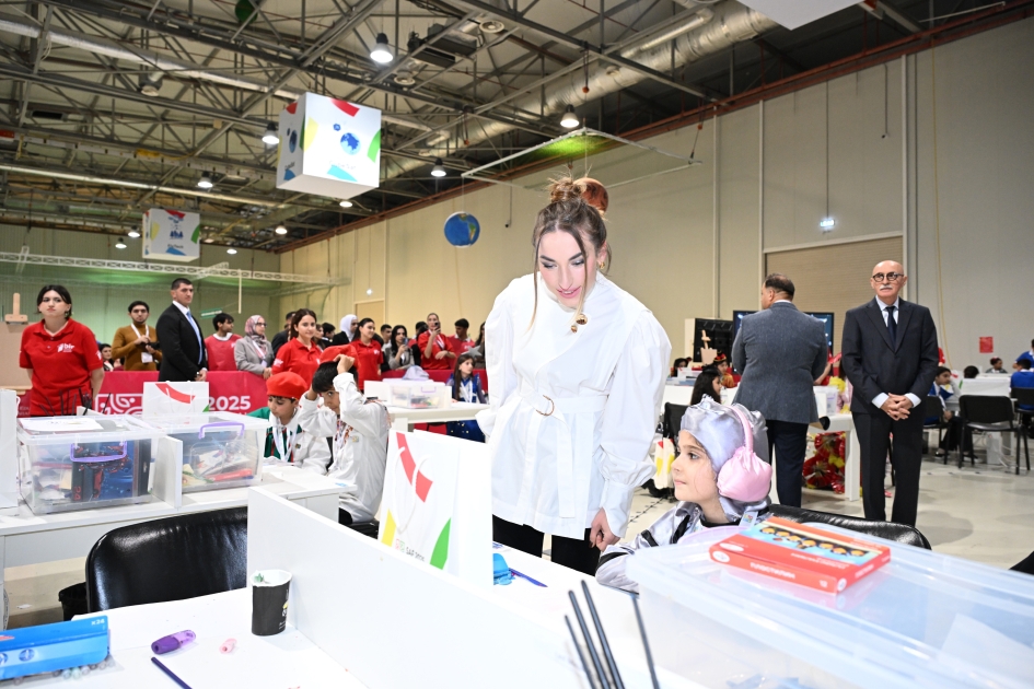 Vice-President of Heydar Aliyev Foundation Leyla Aliyeva visits International STEAM Azerbaijan Festival 2025 (PHOTO)