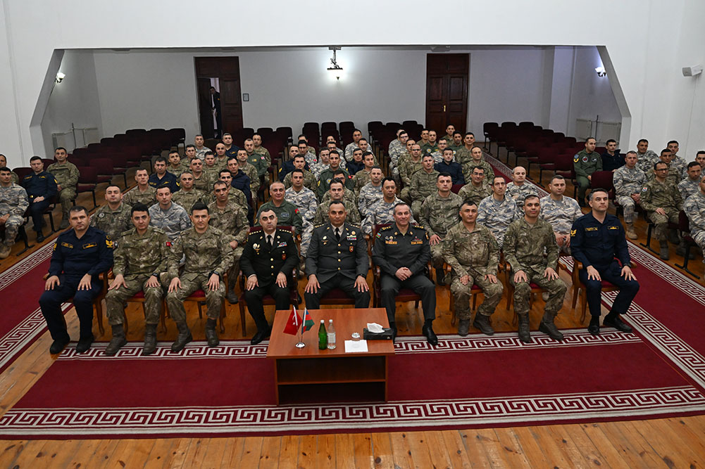 Turkish National Defense University’s delegation visits Azerbaijan (PHOTO)