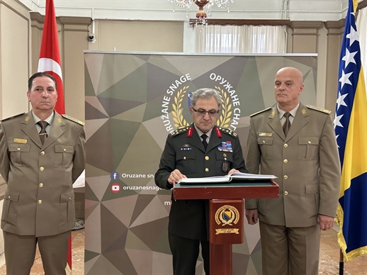 Bosnia, Türkiye deepen military ties amid strategic talks (PHOTO)