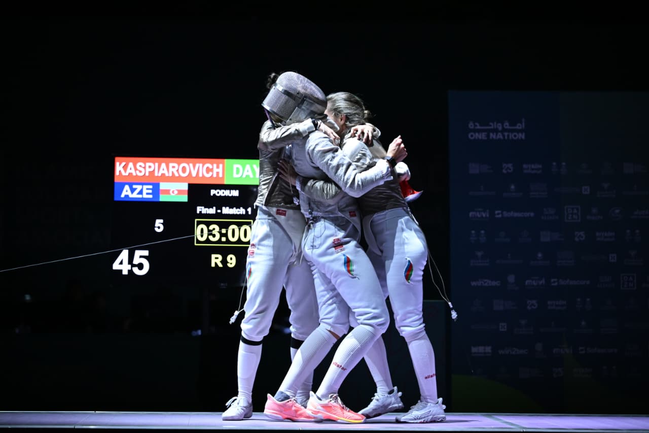 Azerbaijani women's sabre fencing wins gold medal at Islamic Solidarity Games (PHOTO)