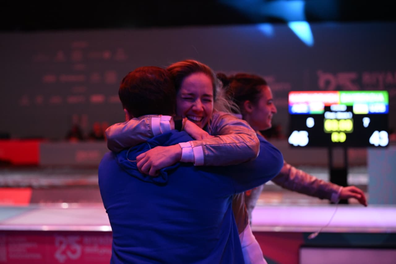 Azerbaijani women's sabre fencing wins gold medal at Islamic Solidarity Games (PHOTO)