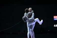 Azerbaijani women's sabre fencing wins gold medal at Islamic Solidarity Games (PHOTO)