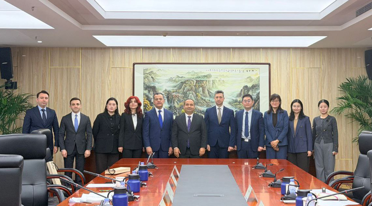 Azerbaijan and China seal memo to strengthen medical ties (PHOTO)