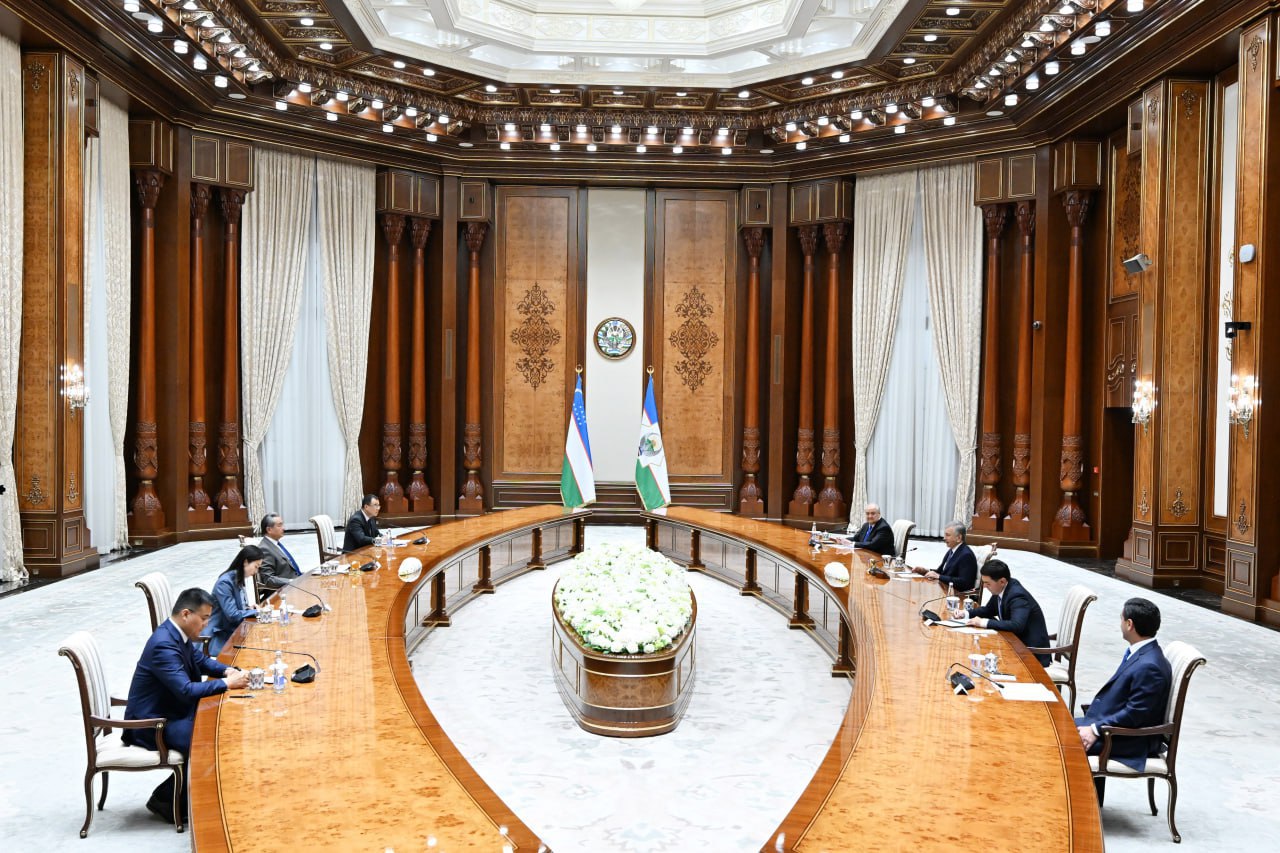 Uzbekistan and China push to fast-track regional rail corridor