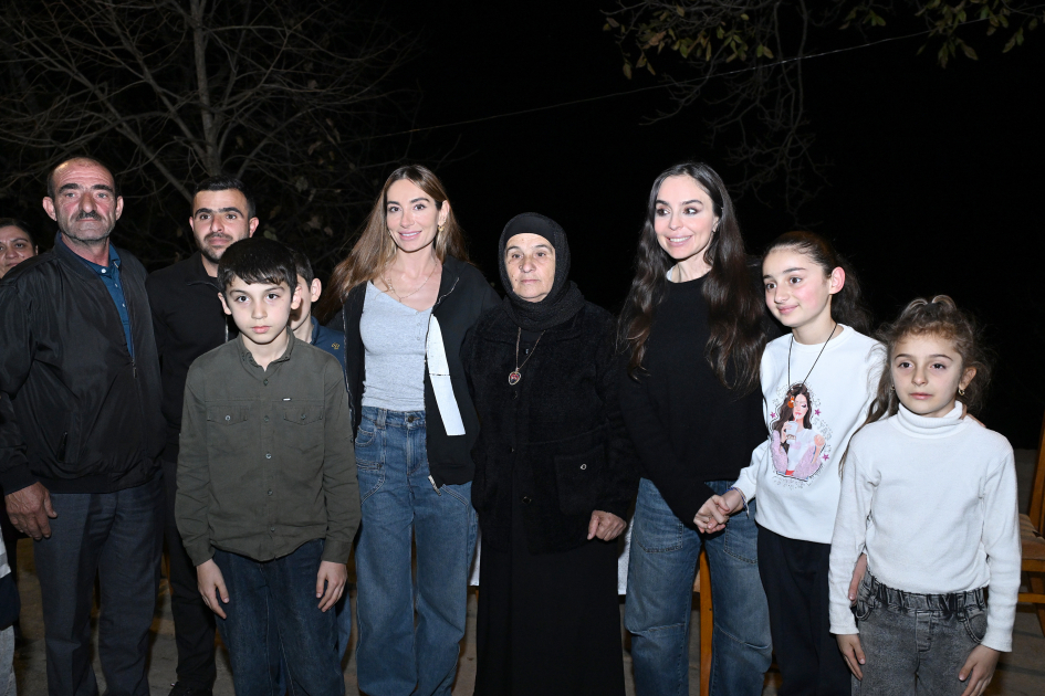 Leyla Aliyeva and Arzu Aliyeva visit family of National Hero Panjali Teymurov in Astara (PHOTO)