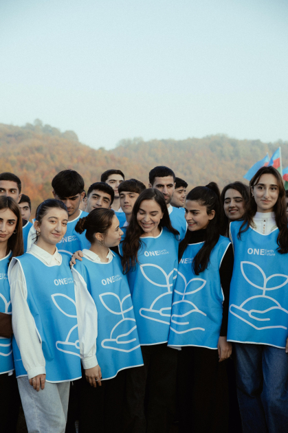 Leyla Aliyeva, Arzu Aliyeva, and Alena Aliyeva participate in ecological actions in Lankaran (PHOTO)