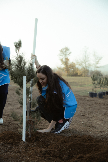 Leyla Aliyeva, Arzu Aliyeva, and Alena Aliyeva participate in ecological actions in Lankaran (PHOTO)