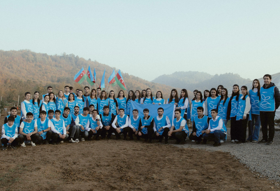 Leyla Aliyeva, Arzu Aliyeva, and Alena Aliyeva participate in ecological actions in Lankaran (PHOTO)