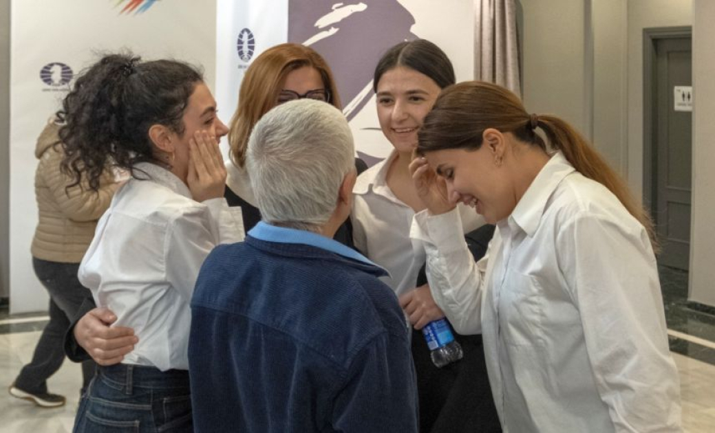 Azerbaijani chess player wins gold medal at World Championship (PHOTO)