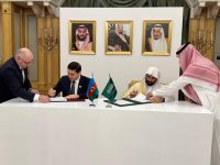 Azerbaijan, Saudi Arabia sign cooperation program in legal sphere (PHOTO)