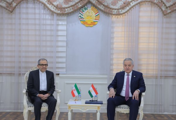 Tajikistan, Iran hold political talks in Dushanbe, push to deepen co-op