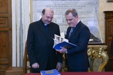 Azerbaijani FM visits Vatican Apostolic Library (PHOTO)