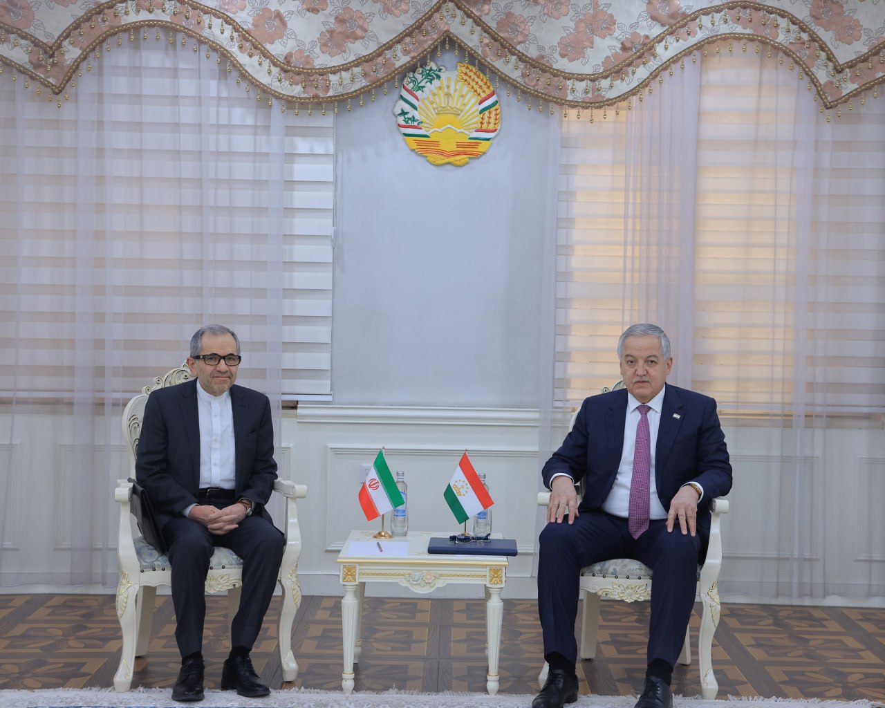 Tajikistan, Iran hold political talks in Dushanbe, push to deepen co-op