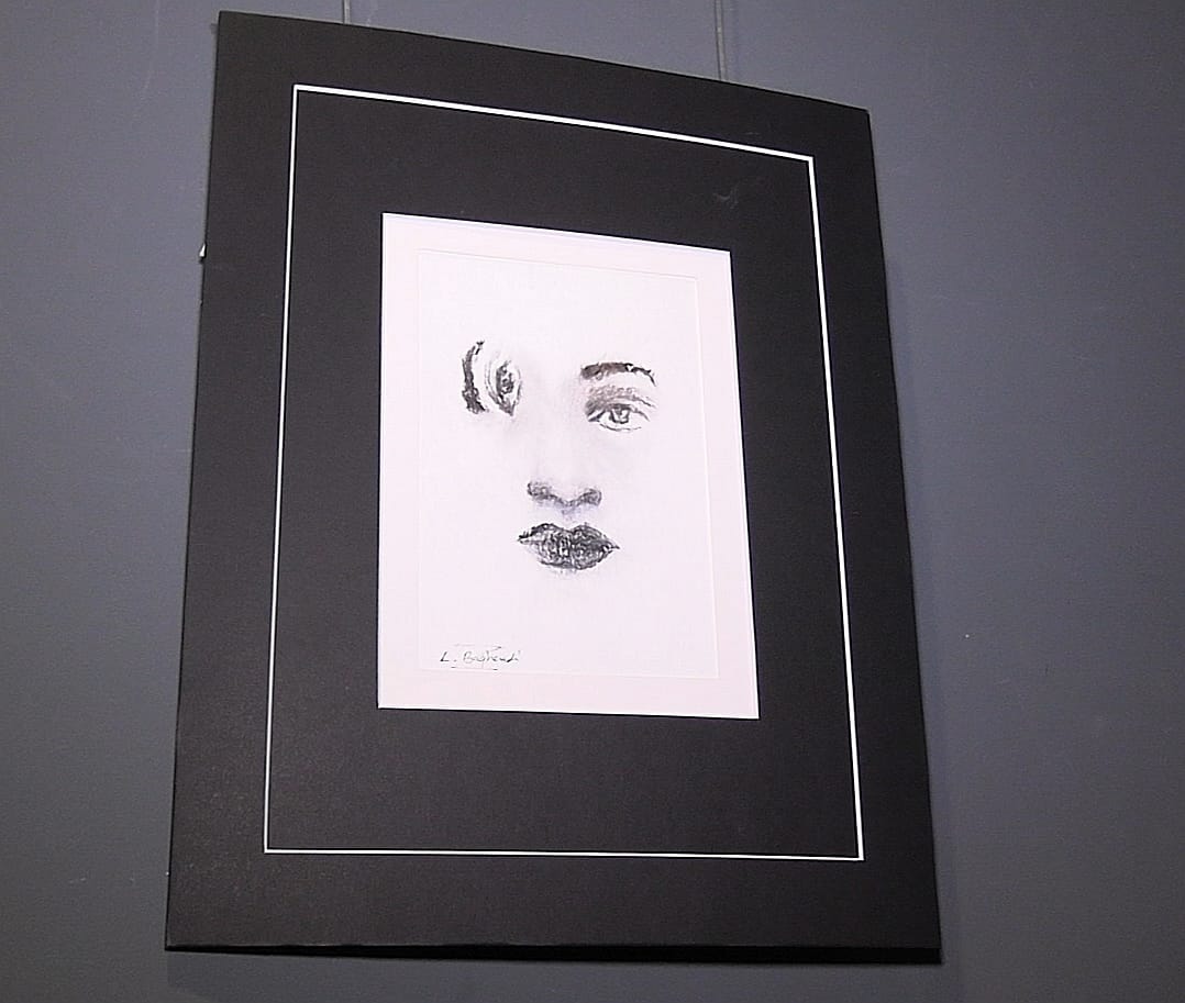 Azerbaijani painter from U.S. exhibits her works in Baku's Icherisheher (PHOTO)