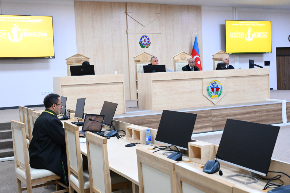 Azerbaijan's Baku court continues hearing on Ruben Vardanyan's criminal case (PHOTO)