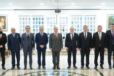 Pakistani prime minister receives Azerbaijan's minister of economy (PHOTO)