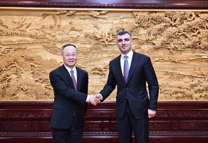 Azerbaijan, China teaming up to work on developing cooperation in financial sector (PHOTO)