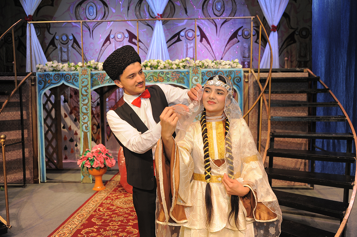 Azerbaijani stage performances to shine in Turkmenistan’s foreign classics week