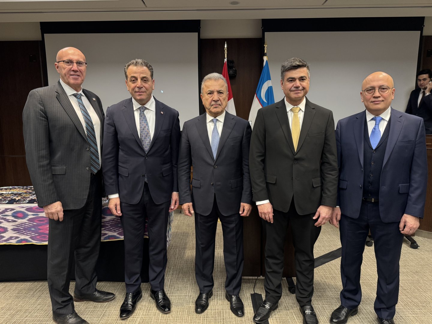 Uzbekistan, Canada lay groundwork for new diplomatic relations