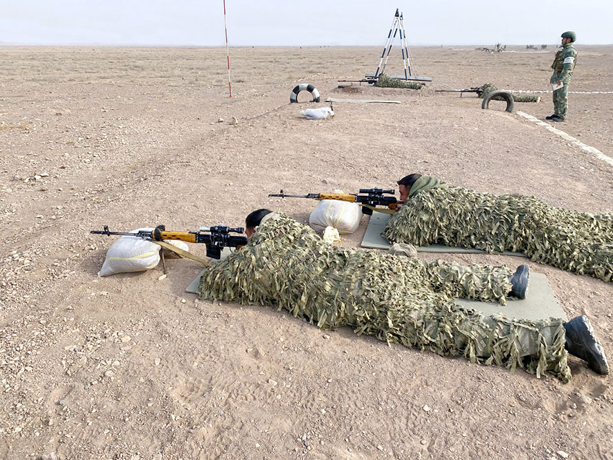 Azerbaijan’s MoD applauds inspection success of Combined Arms Army units (PHOTO)