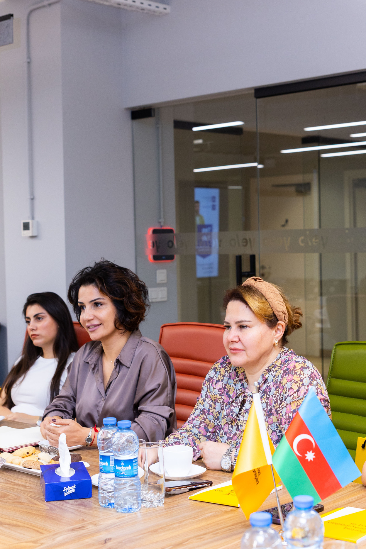Yelo Bank hosted a “Tea Talk” meeting for women entrepreneurs (PHOTO)