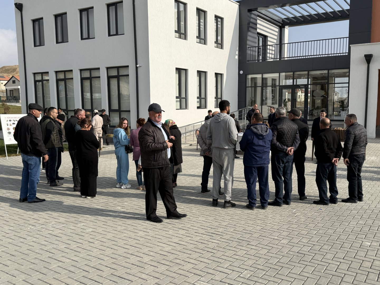 Next wave of former Azerbaijani IDPs receives keys to homes in Jabrayil's Horovlu (PHOTO)