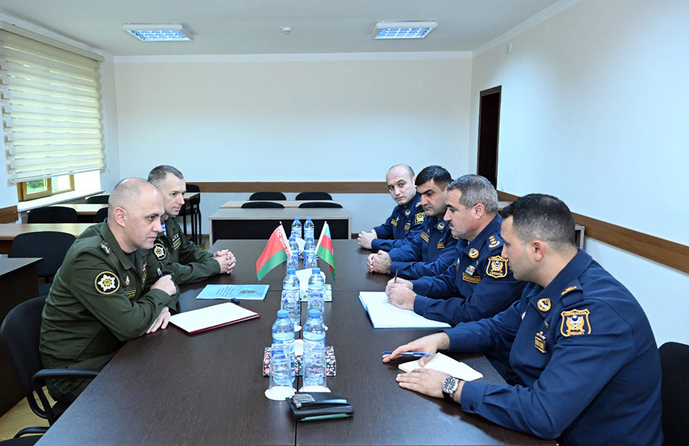 Azerbaijani, Belarusian MoDs deliberate UAV synergy affairs