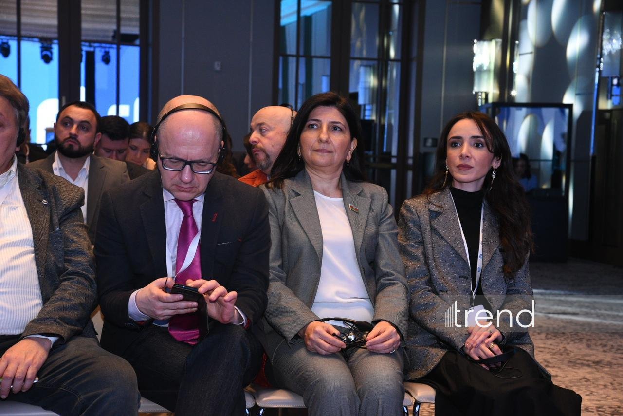 Azerbaijan-Georgia Media Forum wraps up in Baku (PHOTO)