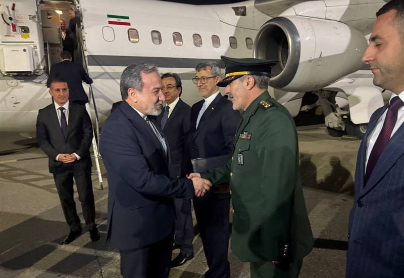 Iranian Foreign Minister arrives in Azerbaijan on visit