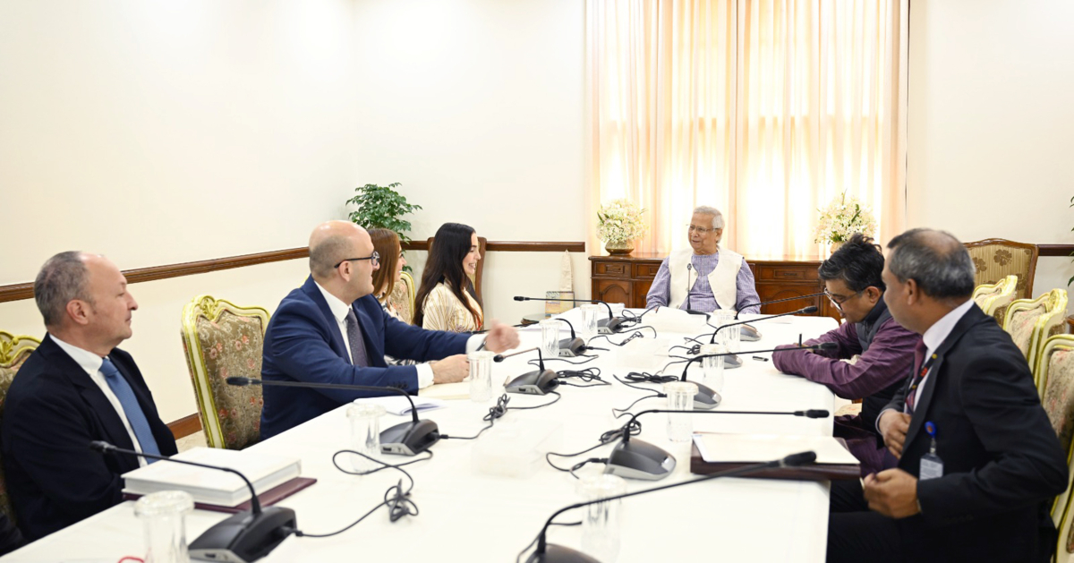VP of Heydar Aliyev Foundation Leyla Aliyeva and Head of Baku Media Center Arzu Aliyeva meet with Chief Adviser of Bangladesh’s Interim Government in Dhaka (PHOTO)