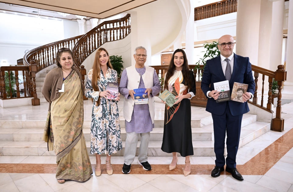 VP of Heydar Aliyev Foundation Leyla Aliyeva and Head of Baku Media Center Arzu Aliyeva meet with Chief Adviser of Bangladesh’s Interim Government in Dhaka (PHOTO)