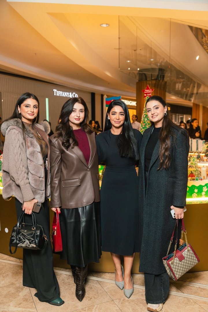 Winter in Azerbaijan – Gingerbread City Exhibition by NARGIS Magazine (PHOTO)
