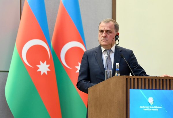 Azerbaijan announces expected commissioning timeframe for Aghband-Kalaleh bridge