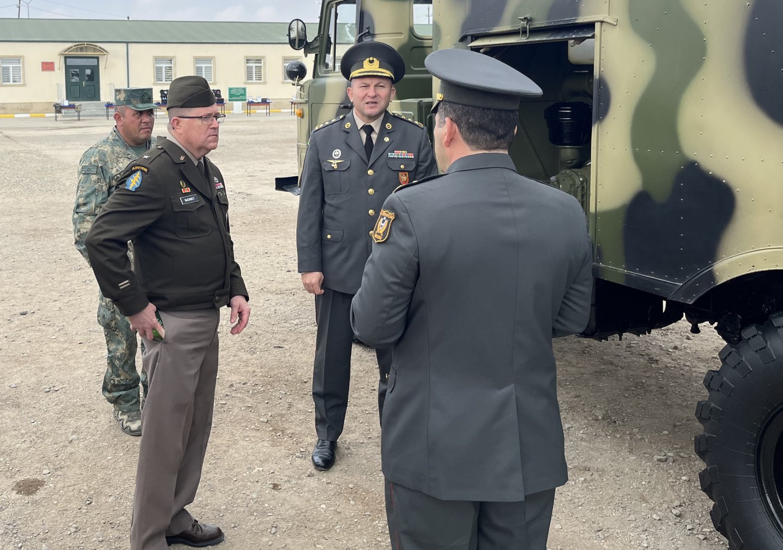 US General reinforces defense cooperation during his visit to Azerbaijan - embassy (PHOTO)