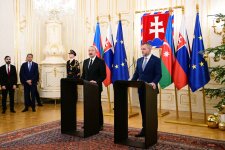 President Ilham Aliyev, President of Slovakia make press statements (PHOTO/VIDEO)