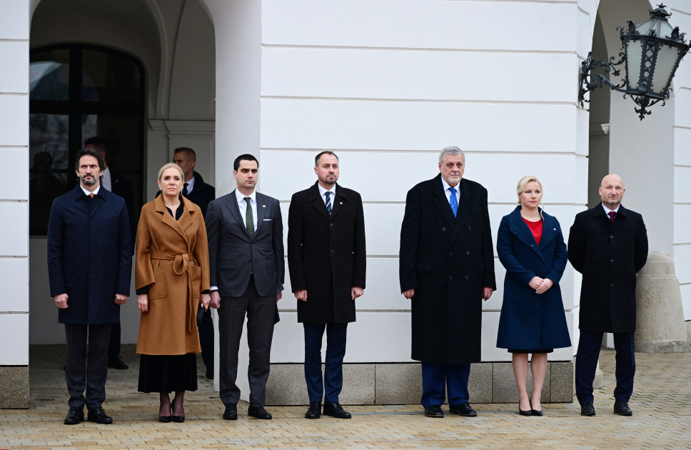 Bratislava hosts official welcome ceremony for President Ilham Aliyev (PHOTO)