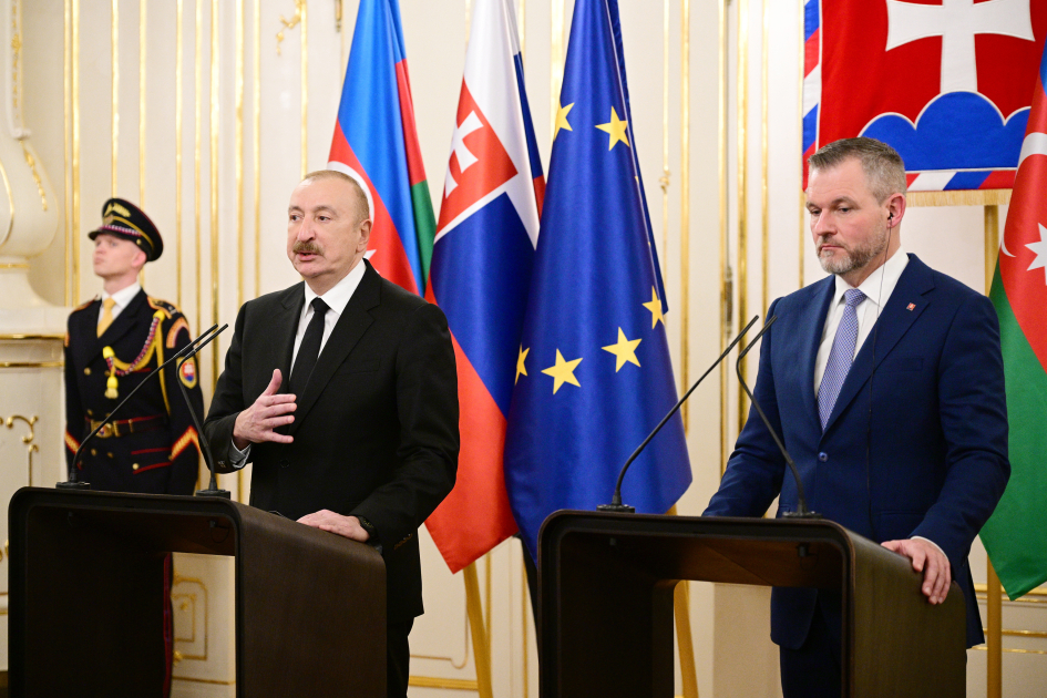 President Ilham Aliyev, President of Slovakia make press statements (PHOTO/VIDEO)