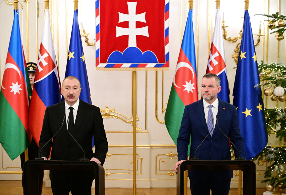 President Ilham Aliyev, President of Slovakia make press statements