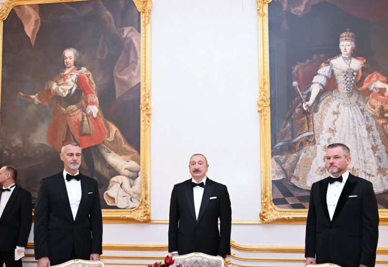 Official banquet hosted in Bratislava in honor of President Ilham Aliyev (PHOTO)
