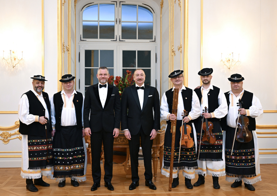 Official banquet hosted in Bratislava in honor of President Ilham Aliyev (PHOTO)