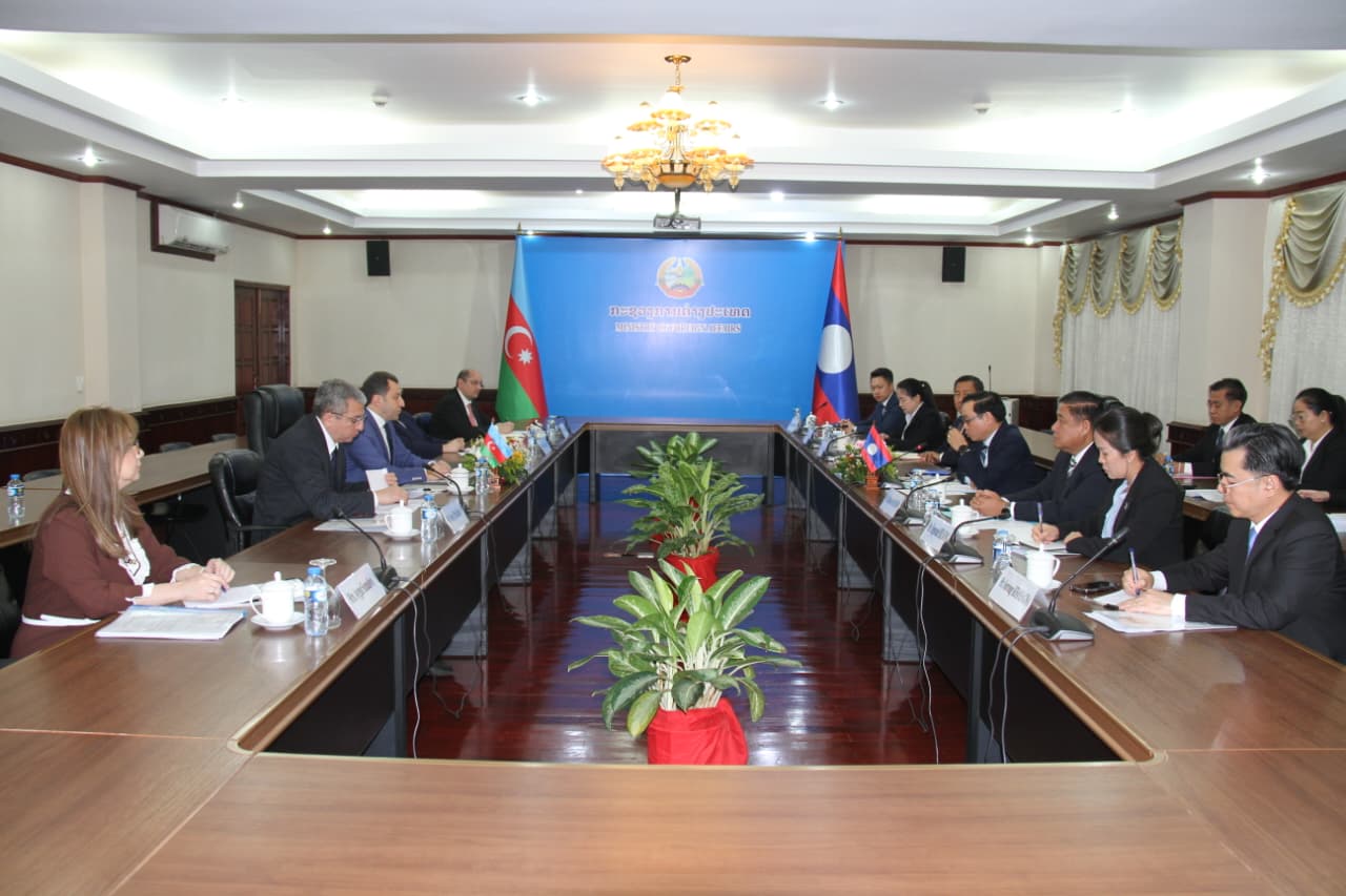 Azerbaijan, Laos discuss key areas of political, economic, and humanitarian co-op (PHOTO)