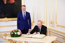 President Ilham Aliyev holds one-on-one and expanded meetings with Speaker of National Council of Slovakia (PHOTO)