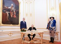 President Ilham Aliyev holds one-on-one and expanded meetings with Speaker of National Council of Slovakia (PHOTO)