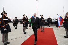 President Ilham Aliyev concludes official visit to Slovakia (PHOTO)