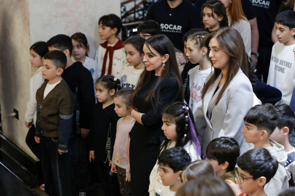 Baku Book Center hosts presentation of “The Secret of Black Gold” book with SOCAR’s support (PHOTO)