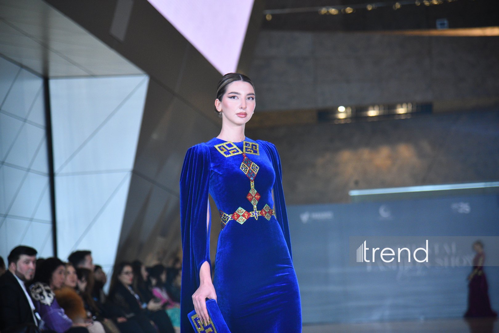 Colorful defile of Oriental Fashion Show highlights Baku Creative Week - 2025 (PHOTO)