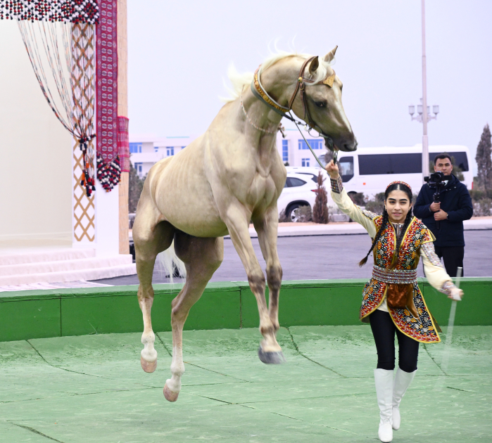 Vice-President of Heydar Aliyev Foundation Leyla Aliyeva visits exhibition of Turkmen national cuisine (PHOTO)