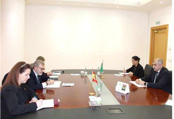Turkmenistan and Spain lean towards expansion of bilateral links in Ashgabat
