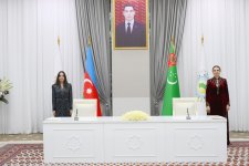 Memorandum of Understanding signed between Heydar Aliyev Foundation and Charitable Foundation for Assistance to Children in Need of Guardianship (PHOTO)